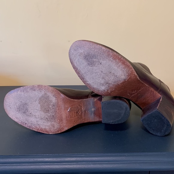 Patricia Nash brown leather cut out ankle booties - Picture 5 of 8